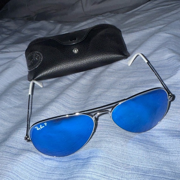 Ray-Ban Accessories - Ray-Ban Aviator Sunglasses